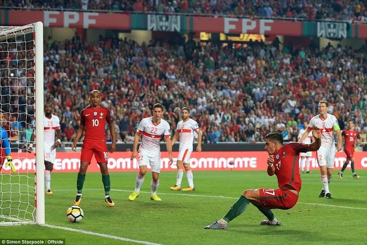 Drama Pertandingan Bola Paling Gila Musim Ini